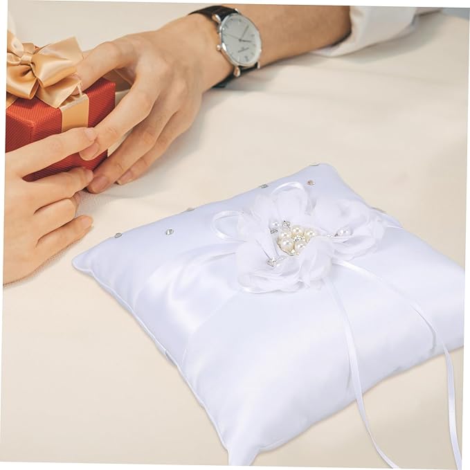 Decorative Pillows Pearl Ring Ring Pillow Wedding Ring Bearer Pillow Set 20x20cm Ring Pillow for Wedding Party Ceremony Decorative Throw Pillows Ring Bearer Pillows