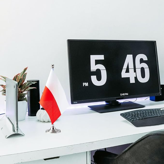 Poland Flag Polish Flags, Small Mini Polish Desk Flag, Used for Table Office Classroom Home Patriotic Events Decorations