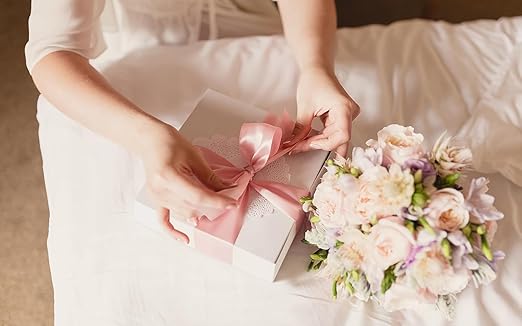 MESHA Gift Boxes 6x6x4'' 400 Pack White, Small Cardboard Gift Box with Lids Bridesmaid Proposal Gifts Box, Paper Gift Boxes Bulk for Present, Bridal, Wedding, Party, Groomsmen, Cupcake