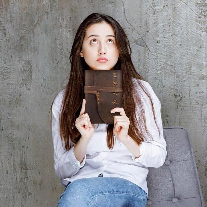 Leather Journal Notebook for Men & Women Daily Vintage Leather Bound Journal Travel Notebook 200 Deckle Lined Paper Diary Writing Journal Travelers Scrapbook Poetry Sketchbook Small Leather Gifts with