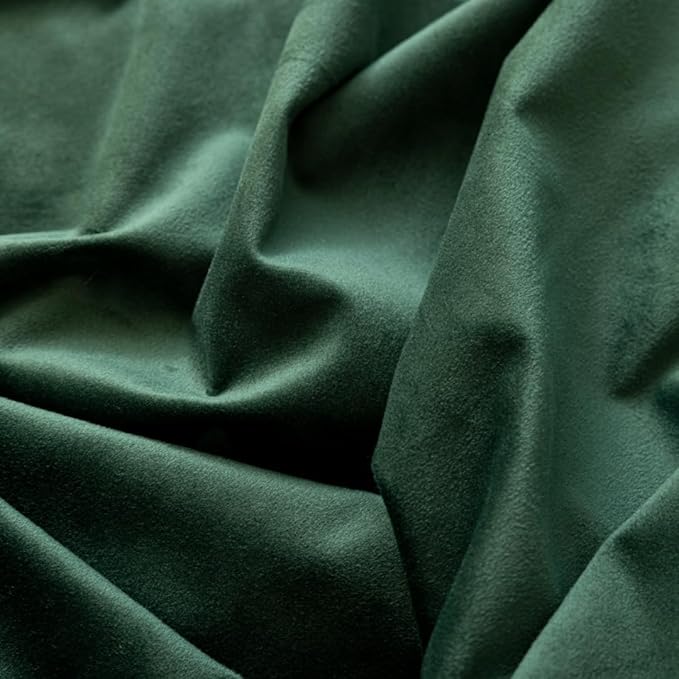 F-CHU Luxury Green Tablecloth Thickset Velvet Tablecloth with Beautiful Gold Tassels Vintage Table Cloth for Home Decor Wedding, Party, Banquet and Events 67" Round