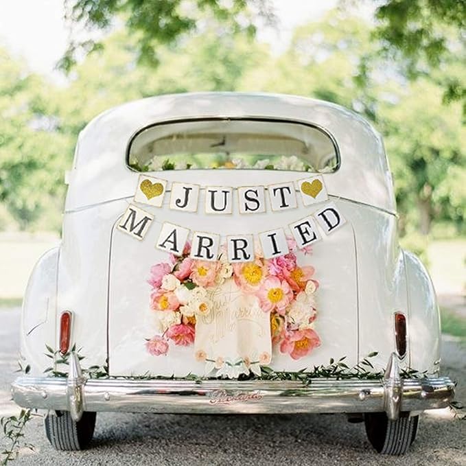GuassLee JUST Married Banner Car Decorations, Gold Glitter Just Married Sign Garland for Bridal Shower Decorations, Photo Props and Car Decorations