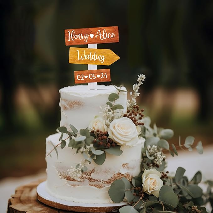 Personalized Rustic Fall Wedding Cake Topper in Wood Custom Bride & Groom Names Initials Wedding Date Cake Decoration (Thanksgiving)