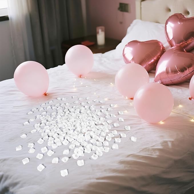 1000 Pcs White Rose Petals Artificial Silk Flower Petals Romantic Decorations for Wedding Engagement Birthday Event Anniversary Party Backdrop Supplies