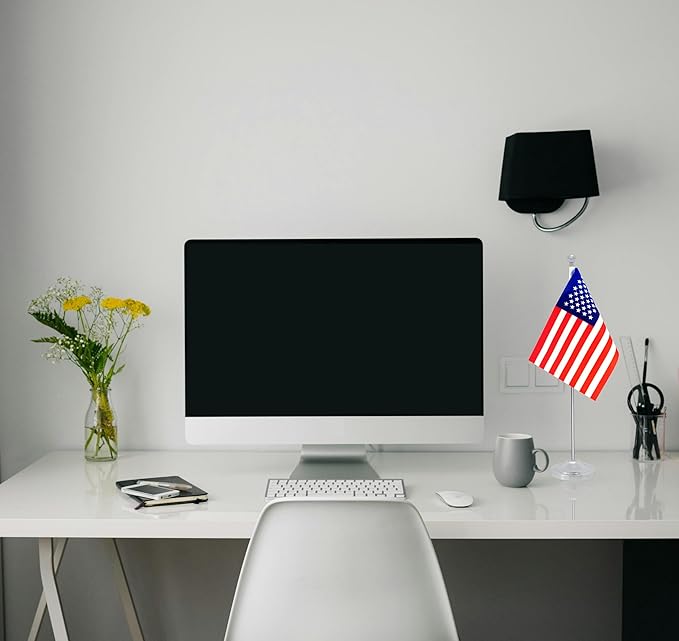 America USA Desk Flag, American Table Office Flag with Metal Pole and Stand Base, International Country Flags, Festival Event Celebration, Classroom Meeting Desktop Decor (USA)