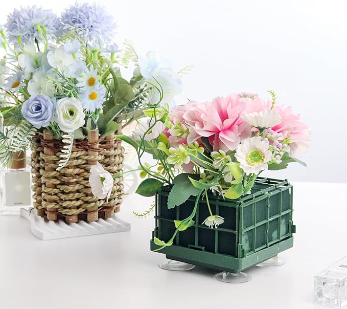 Krijues 4 Pcs Floral Foam Cage for Flowers for Christmas DIY Crafts, Square Flower Holder with Floral Foam for Fresh Flower Arrangement Decoration, Wedding, Interior and Garden 4.1 x 4.1 x 3.1 Inch