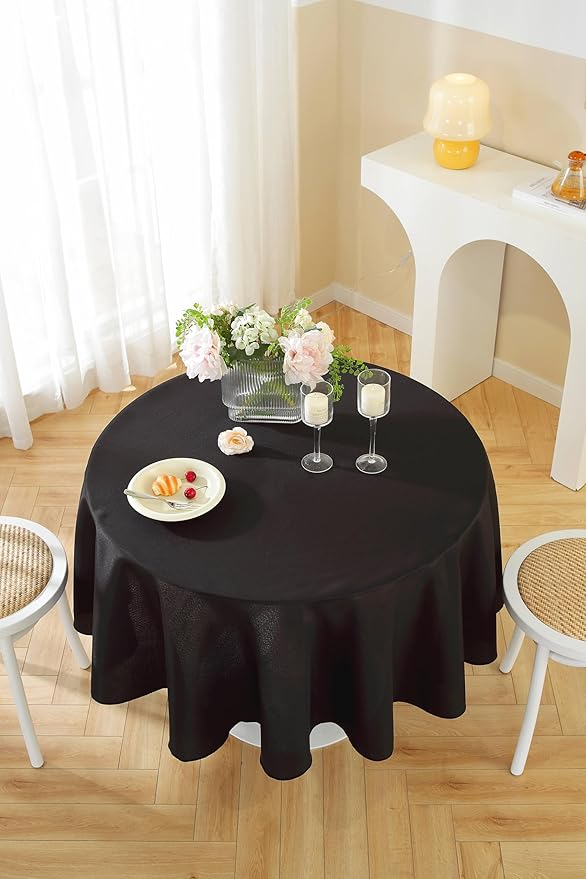 Craft And Party Round Tablecloth, 108 Inch Black Tablecloth, Polyester Fabric Washable Table Cloth for Home, Party, Wedding or Restaurant Use.